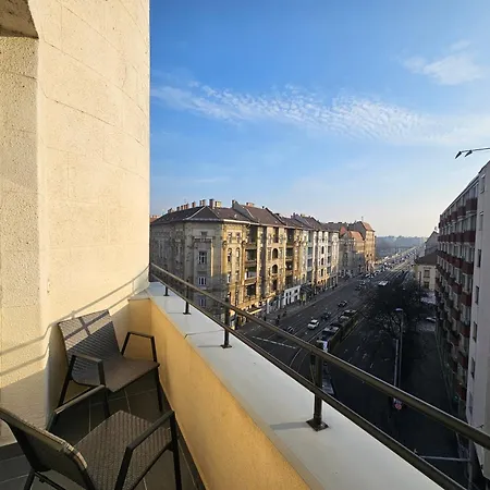 Margaret Buda View Budapeste