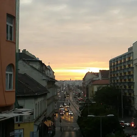 Margaret Buda View Apartament